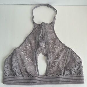 Victoria’s Secret Very Sexy Floral Lace Halter Bralette Lilac Size XS / TP
